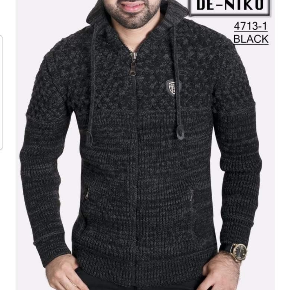 Hooded Sweater with Pockets